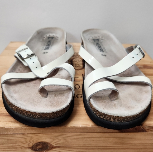 Mephisto Nalia White Patent Leather Toe Loop Sandal Size 39 - Picture 3 of 15